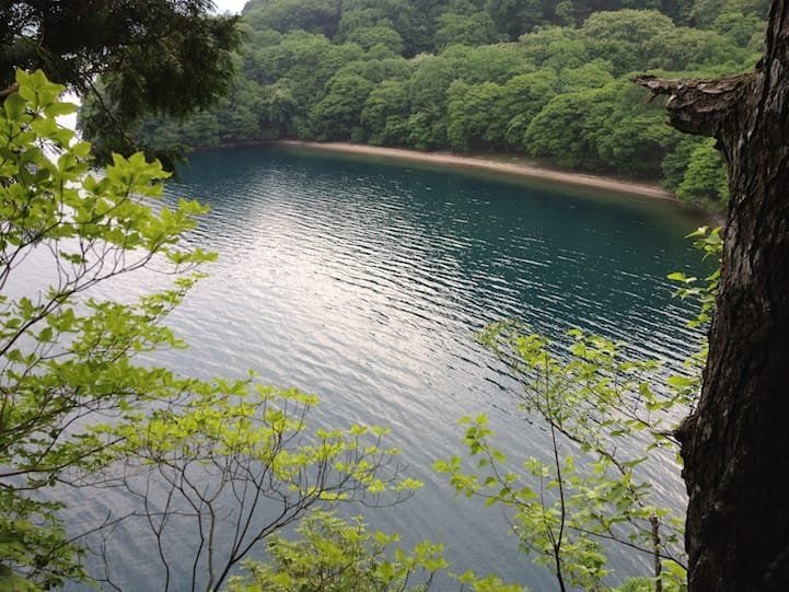 View of Tochikubo beach from the cliff on the Takayama return trail, Lake Chuzenji, Nikko