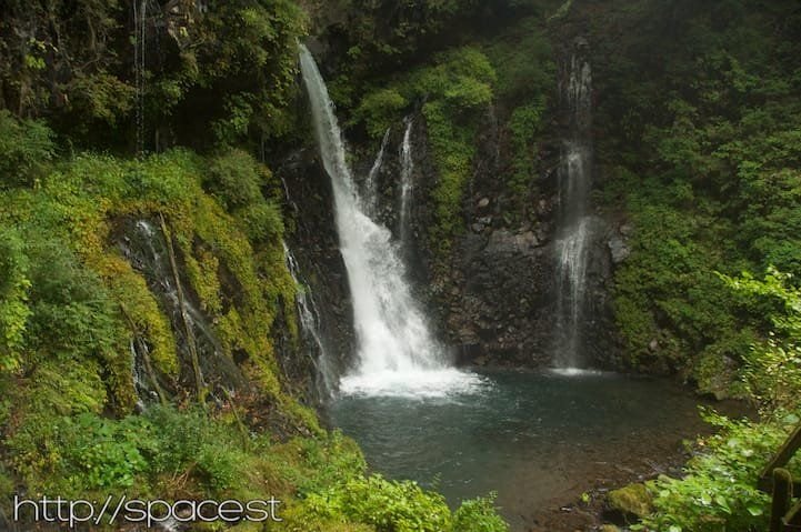 Urami Waterfall