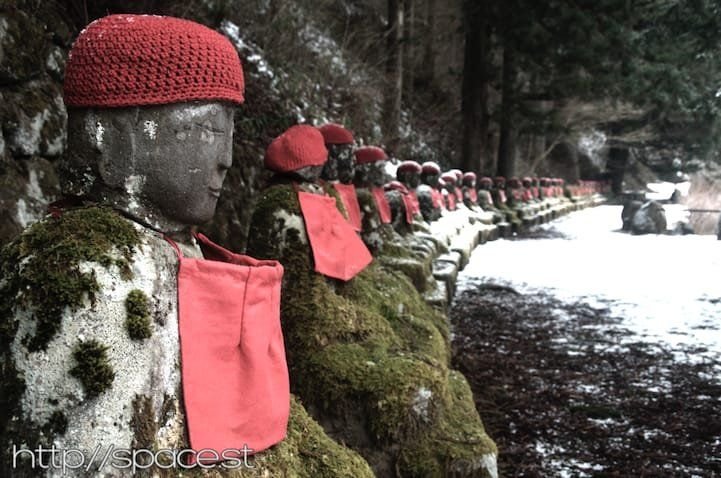 Bake Jizo Kanman Path